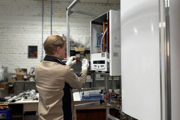 Kaip prižiūrėti privažiavimo kelią ir žvyrkelį naudojant sunkiąją techniką: praktinis gidas
